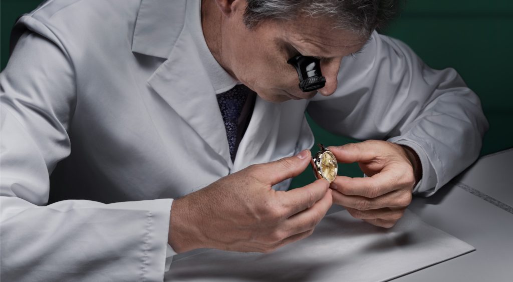 rolex-servicing-2234_rolex-sav_retailers_104_estimation_vérification_no_de_serie_boite_v5-landscape.jpg
