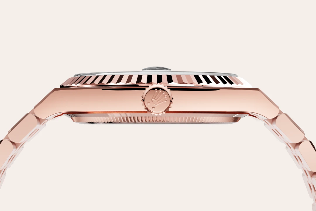 Rolex 18 ct Everose gold - Lucerne