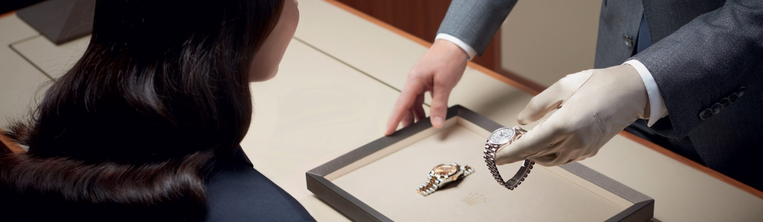 Return Client Watch - Lucerne